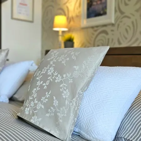 Holata 401 Apartment